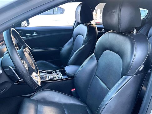 Used 2022 Kia Stinger GT-Line RWD image 8