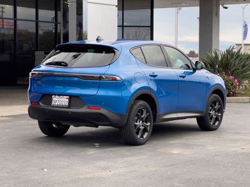 Used 2024 Dodge Hornet GT w/ GT Blacktop Package image 5