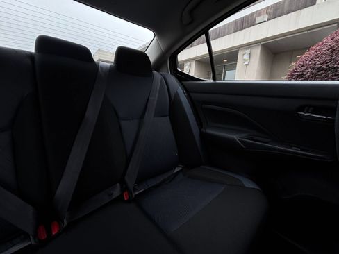 Used 2025 Nissan Versa SV FWD image 36