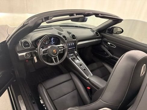 Used 2019 Porsche 718 Boxster RWD image 28
