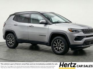 Used 2025 Jeep Compass Trailhawk video 1