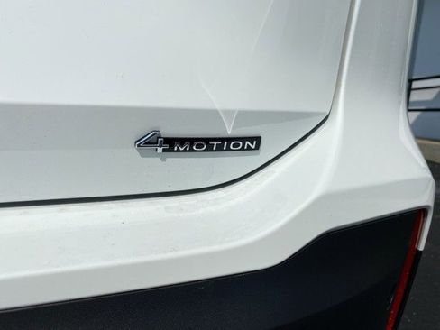 New 2025 Volkswagen Tiguan S image 16