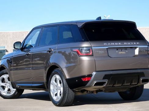 Used 2018 Land Rover Range Rover Sport HSE image 6