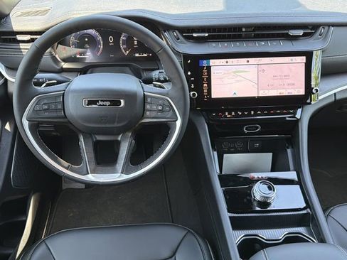 New 2026 Jeep Grand Wagoneer Limited AWD/4WD image 26