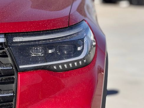 New 2026 Ford Explorer Platinum RWD image 8