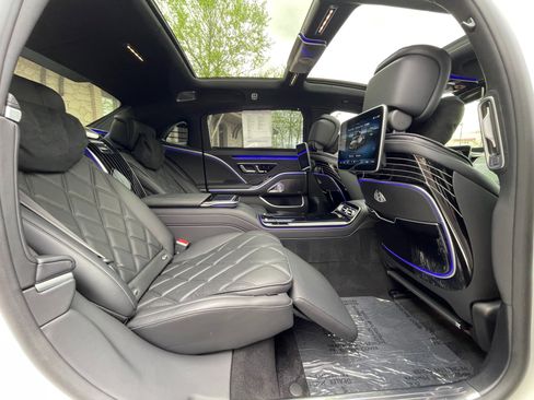 Used 2022 Mercedes-Benz Maybach S 580 4MATIC image 36