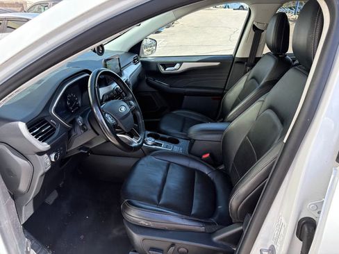 Used 2022 Ford Escape SEL image 15