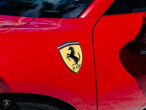 Used 2023 Ferrari 296 GTS RWD image 15