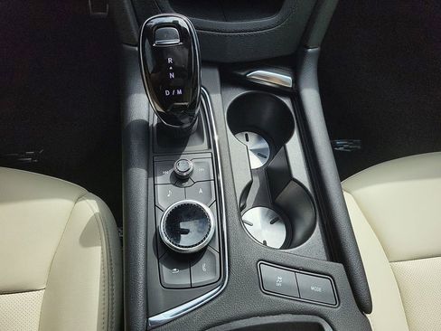 Certified 2024 Cadillac XT6 Sport w/ Technology Package image 16