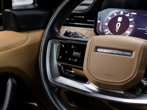 Used 2023 Land Rover Range Rover Autobiography image 26