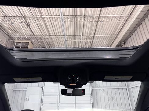 Used 2021 Audi Q8 Prestige AWD/4WD image 27