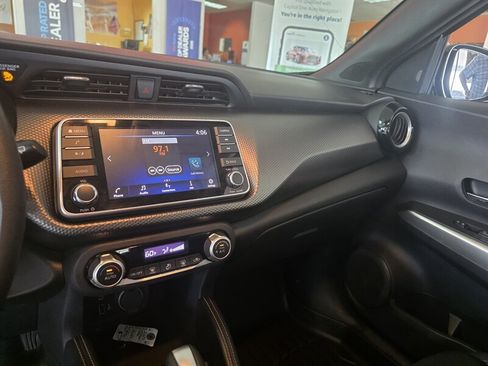 Used 2020 Nissan Kicks SV FWD image 18