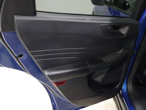 Used 2022 Ford Escape SE w/ Cold Weather Package image 19