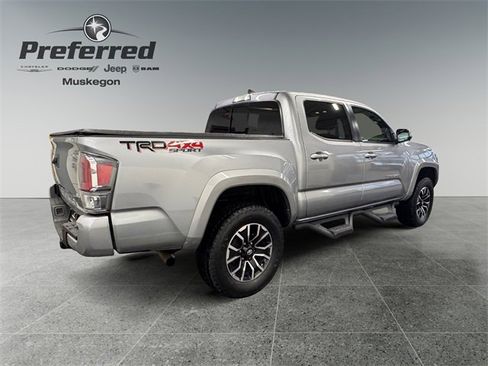 Used 2020 Toyota Tacoma 4x4 Double Cab image 17