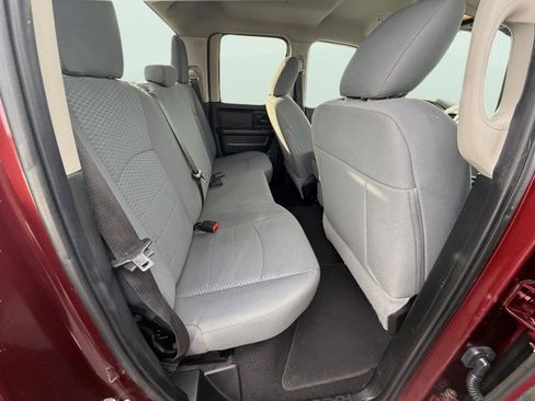 Used 2018 RAM 1500 Express w/ Express Value Package AWD/4WD image 14