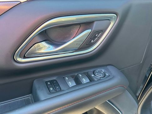 Used 2023 Chevrolet Tahoe RST image 19