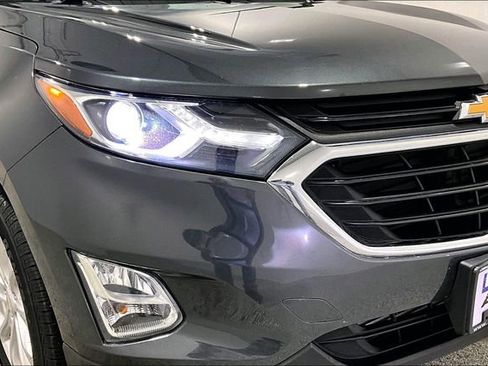 Used 2020 Chevrolet Equinox LT image 32