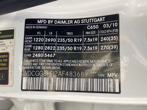 Used 2010 Mercedes-Benz GLK 350 4MATIC image 32