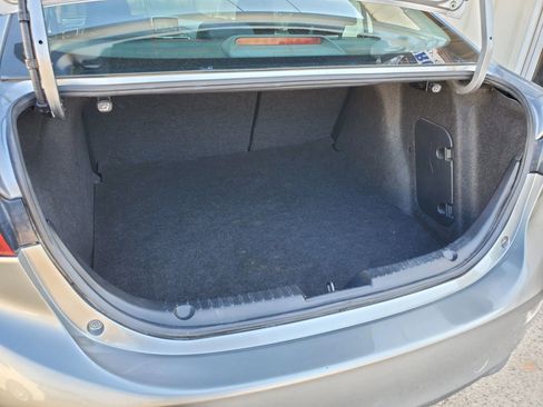 Used 2015 MAZDA MAZDA3 i Touring FWD image 40