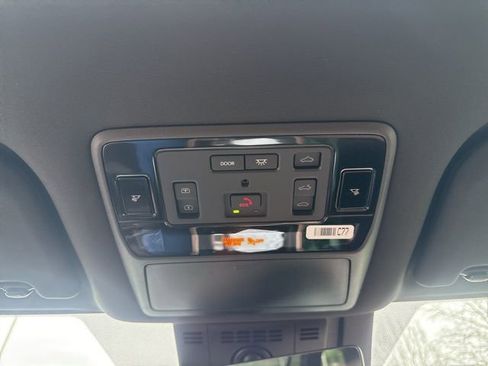 New 2026 Toyota Grand Highlander AWD Hybrid image 28