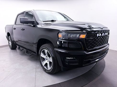 Used 2025 RAM 1500 Tradesman AWD/4WD image 11