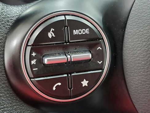 Used 2024 Kia Soul LX w/ Option Group 015 FWD image 29