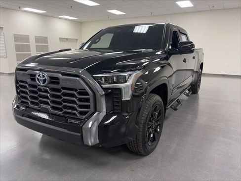 Used 2024 Toyota Tundra Platinum w/ TRD Off-Road Package image 3