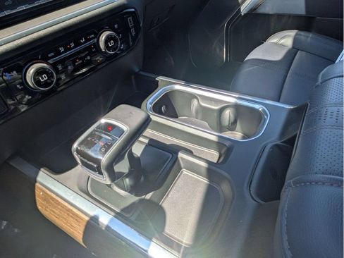 Used 2023 Chevrolet Silverado 1500 High Country AWD/4WD image 27