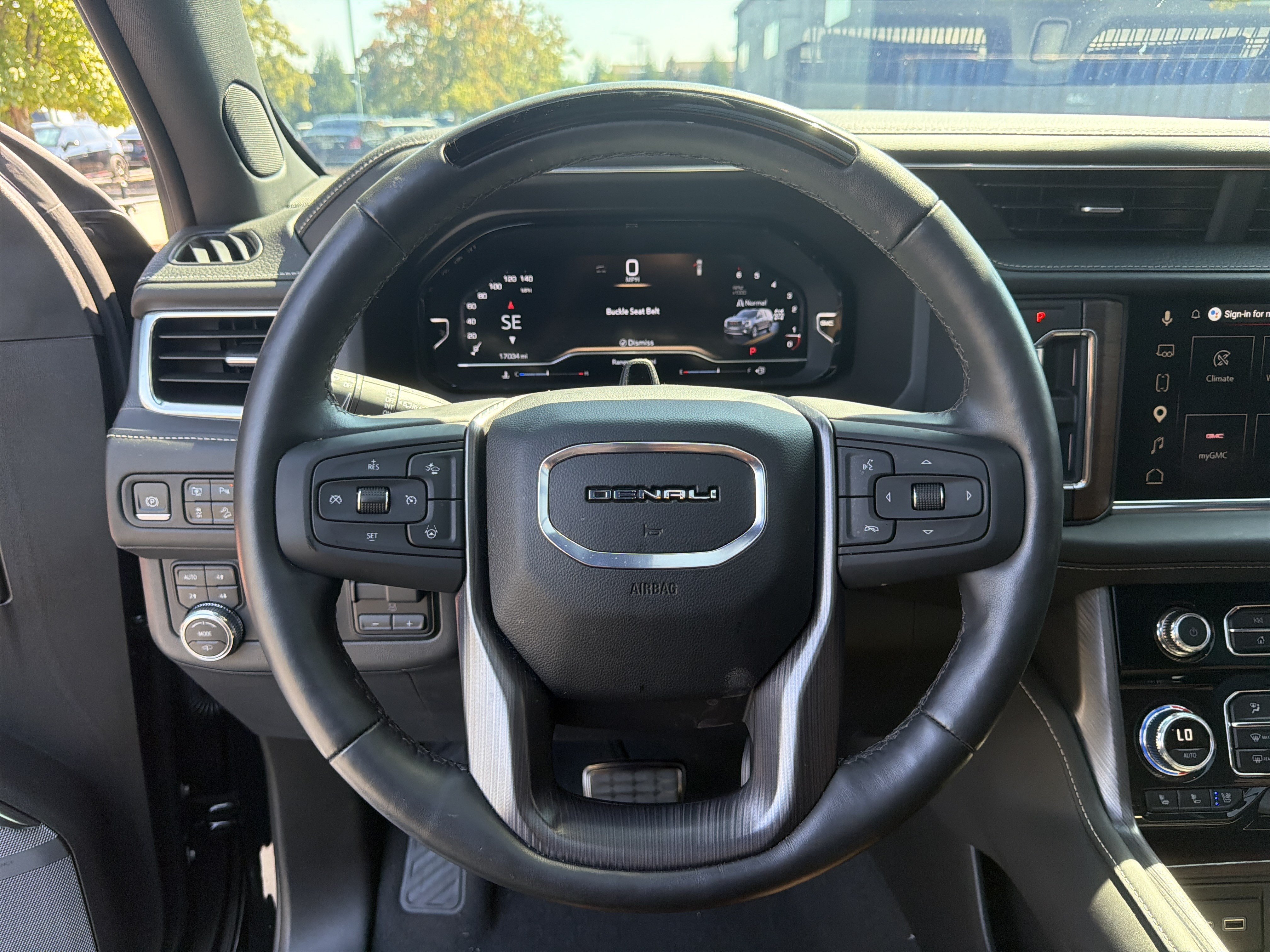 Used 2023 GMC Yukon Denali Ultimate w/ LPO, Floor Liner Package AWD/4WD image 81