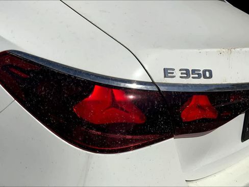 Used 2025 Mercedes-Benz E 350 Sedan image 6