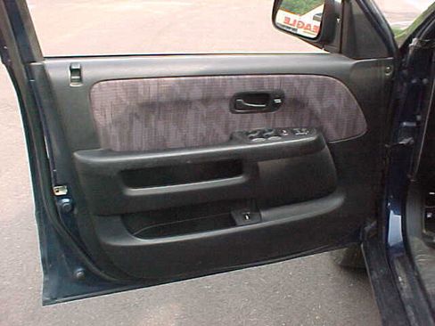 Used 2003 Honda CR-V LX image 15