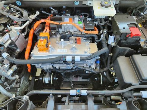 New 2025 Chevrolet Equinox EV RS image 24