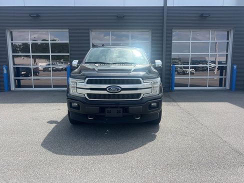 Used 2018 Ford F150 Platinum w/ Equipment Group 701A Luxury image 5