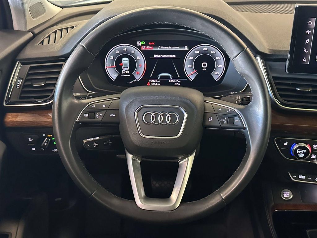 Used 2023 Audi Q5 2.0T Premium Plus w/ Premium Plus Package AWD/4WD image 16