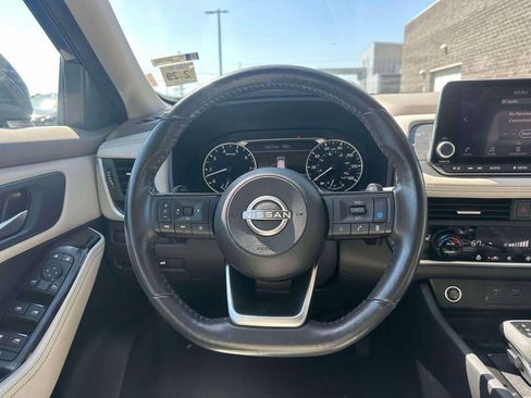 Used 2023 Nissan Rogue SV w/ SV Premium B Package AWD/4WD image 13