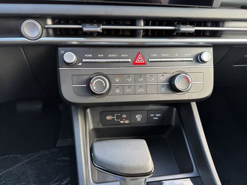 New 2026 Hyundai Tucson SE image 25