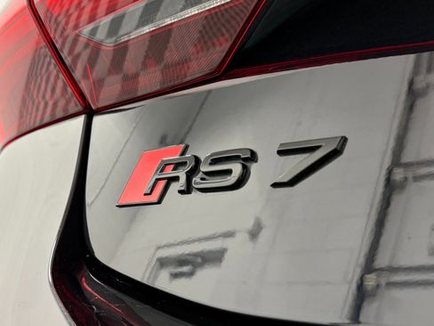 Used 2021 Audi RS 7 Sportback w/ Carbon Optic Package image 16