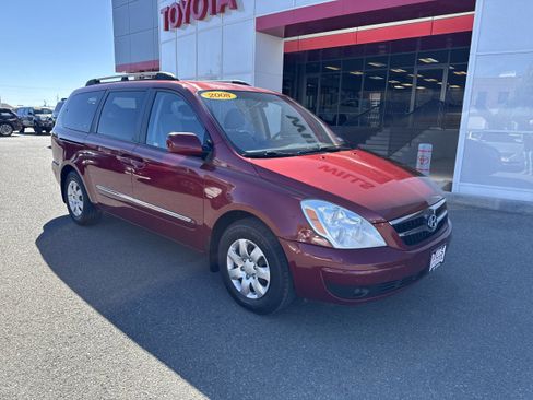 Used 2008 Hyundai Entourage GLS image 1