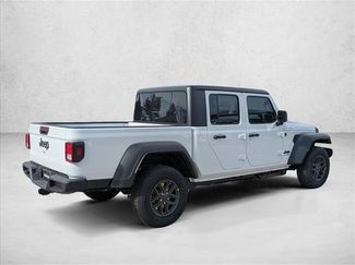 New 2026 Jeep Gladiator Sport video 2