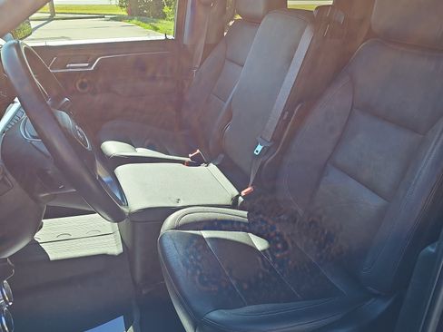 Used 2024 GMC Sierra 1500 SLT image 25