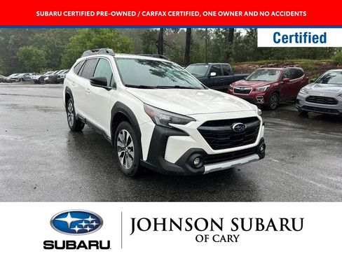 Certified 2025 Subaru Outback Limited AWD/4WD image 1