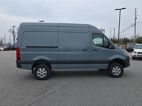 New 2026 Mercedes-Benz Sprinter 2500 image 2