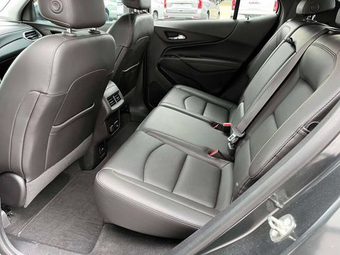 Certified 2018 Chevrolet Equinox Premier FWD image 16