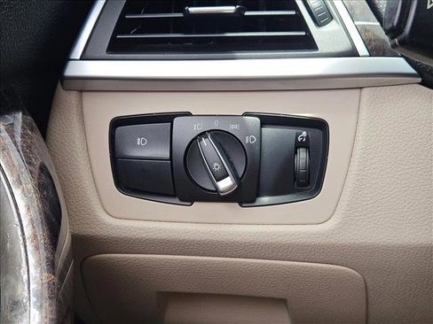 Used 2016 BMW 328i xDrive Sedan AWD/4WD image 15