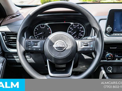Used 2022 Nissan Rogue SV FWD image 23