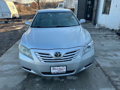 Used 2007 Toyota Camry LE image 3