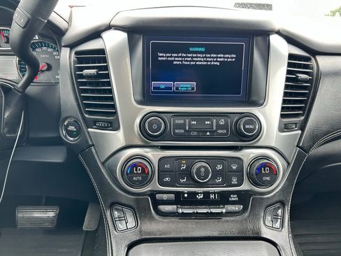 Used 2015 Chevrolet Suburban LTZ AWD/4WD image 26