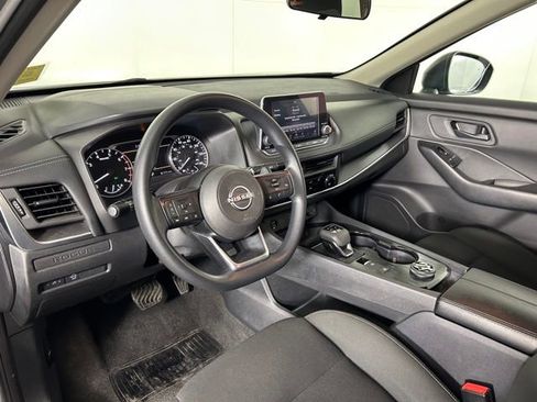 Used 2024 Nissan Rogue S AWD/4WD image 20