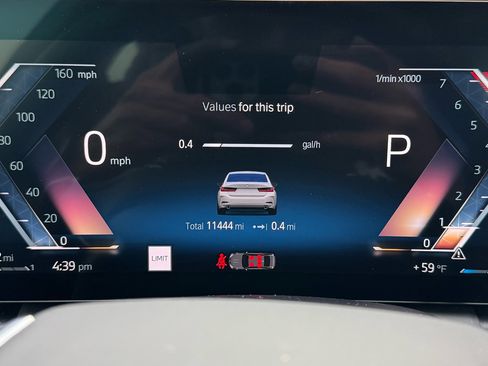 Used 2023 BMW 330i xDrive Sedan w/ Premium Package image 20