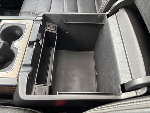 Used 2018 GMC Sierra 2500 Denali image 28